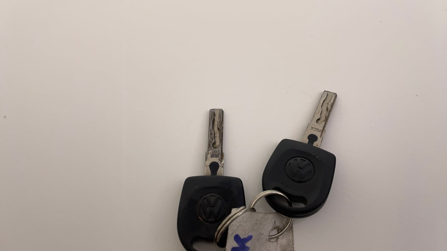 Used 2019 Volkswagen Ameo Trendline 1.0L (P) Petrol Manual extra CAR KEY VIEW