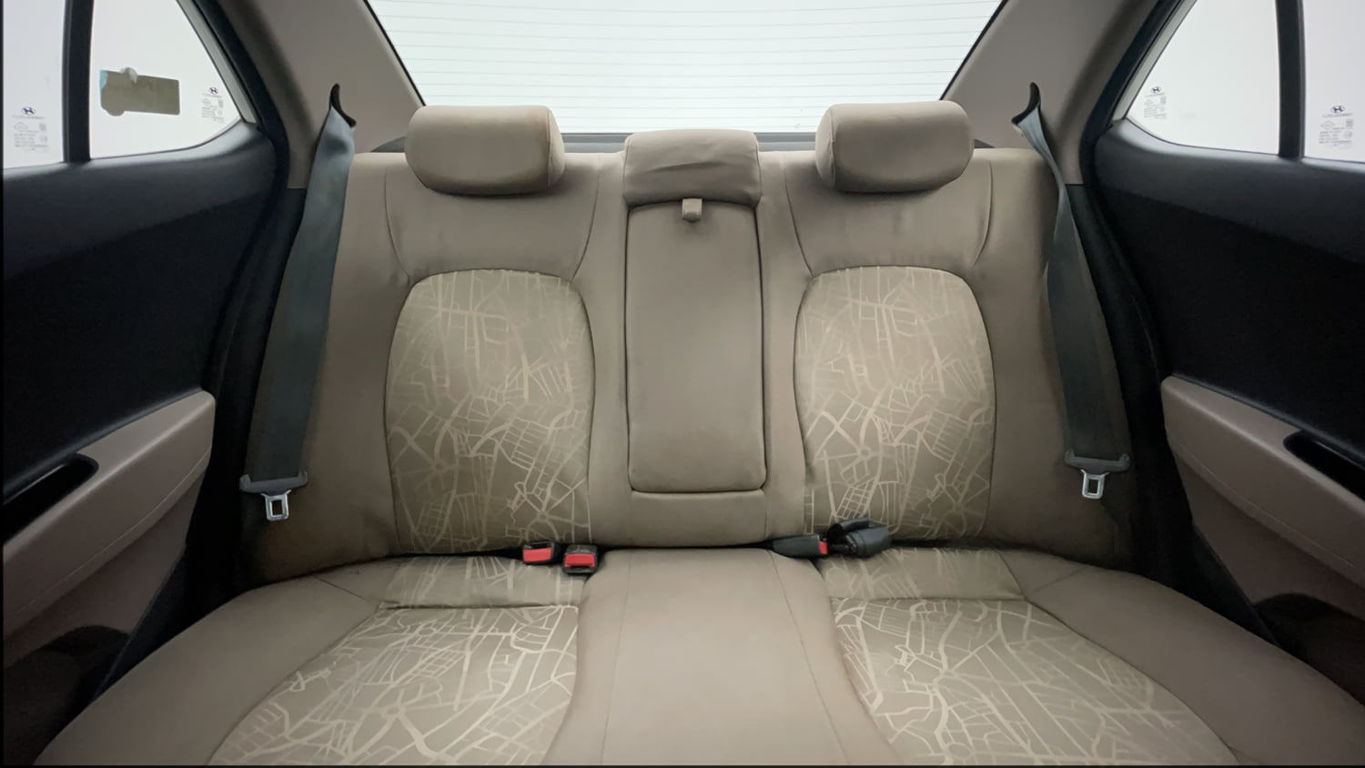 Used 2014 Hyundai Xcent S 1.2 (O) Petrol Manual interior REAR SEAT CONDITION VIEW