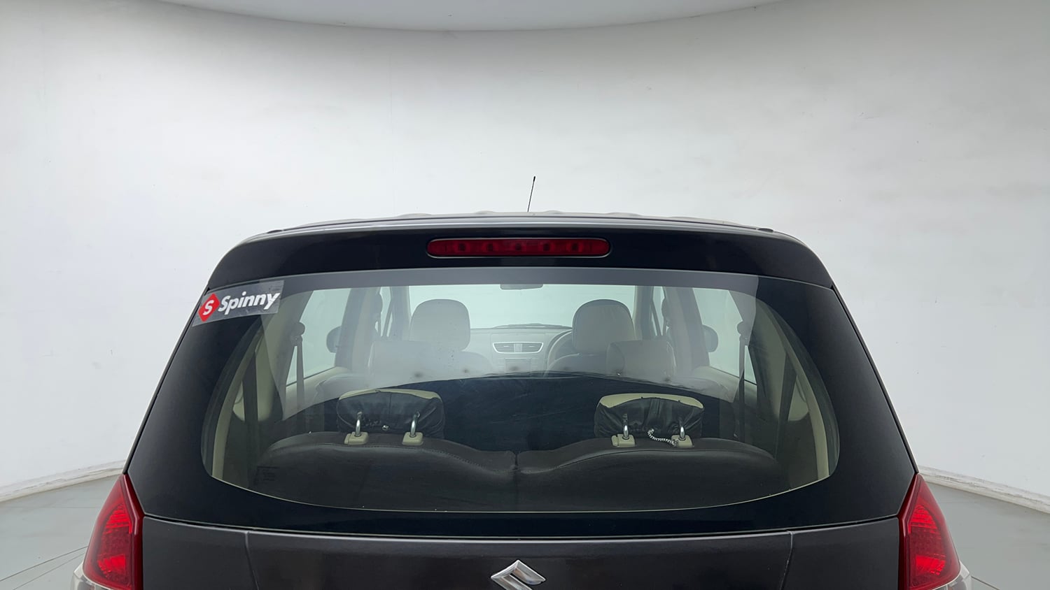 Used 2018 Maruti Suzuki Ertiga VXI Petrol Manual exterior BACK WINDSHIELD VIEW