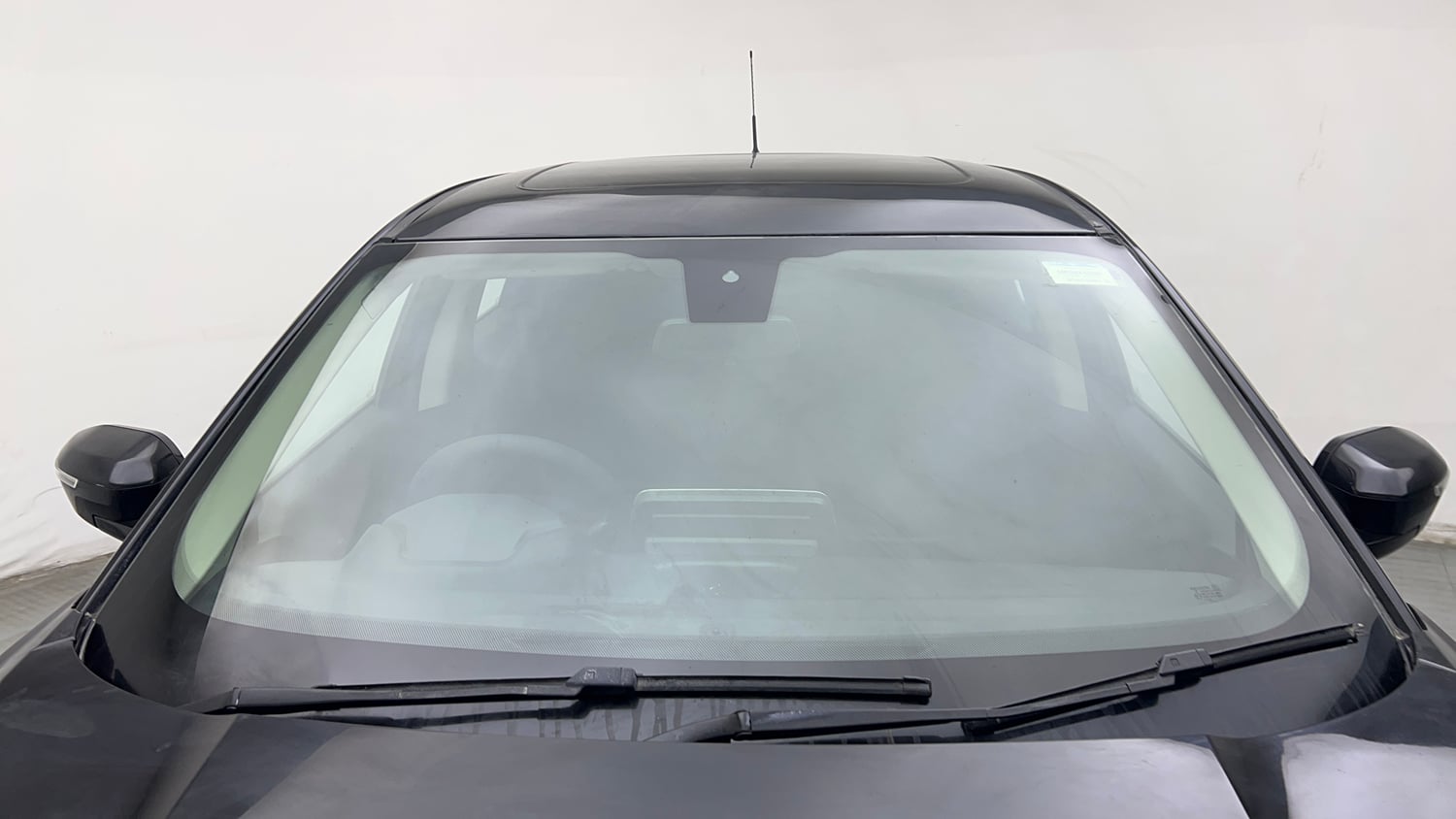 Used 2021 Tata Harrier XT Plus Dark Edition Diesel Manual exterior FRONT WINDSHIELD VIEW