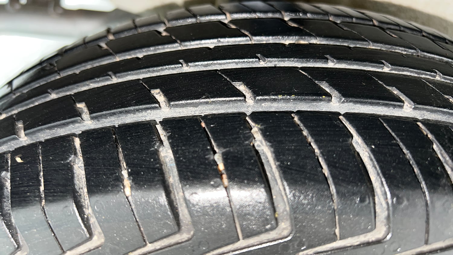 Used 2022 Maruti Suzuki Wagon R LXI 1.0 Petrol Manual tyres RIGHT REAR TYRE TREAD VIEW
