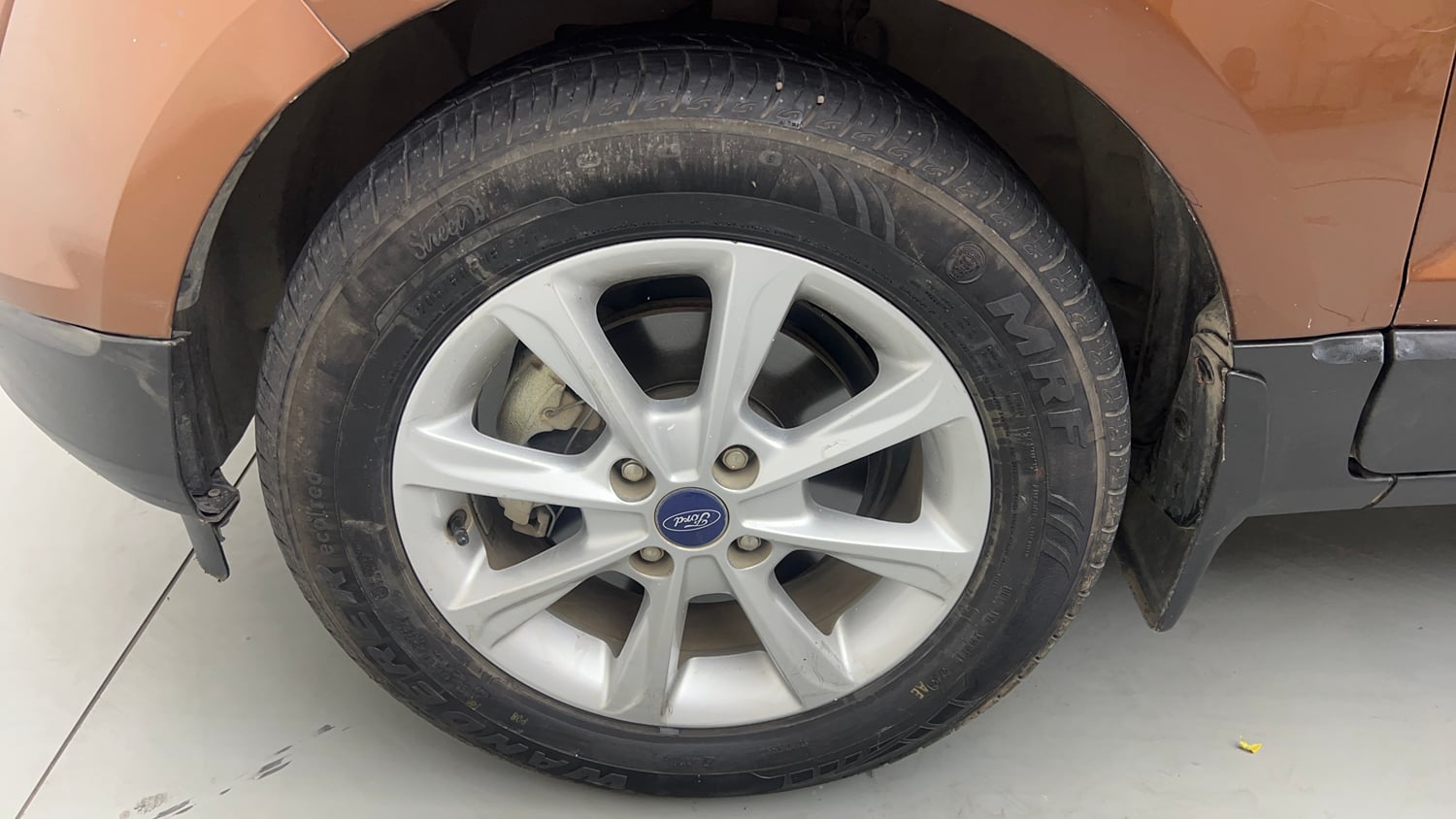 Used 2019 Ford EcoSport Titanium 1.5L Ti-VCT Petrol Manual tyres LEFT FRONT TYRE RIM VIEW
