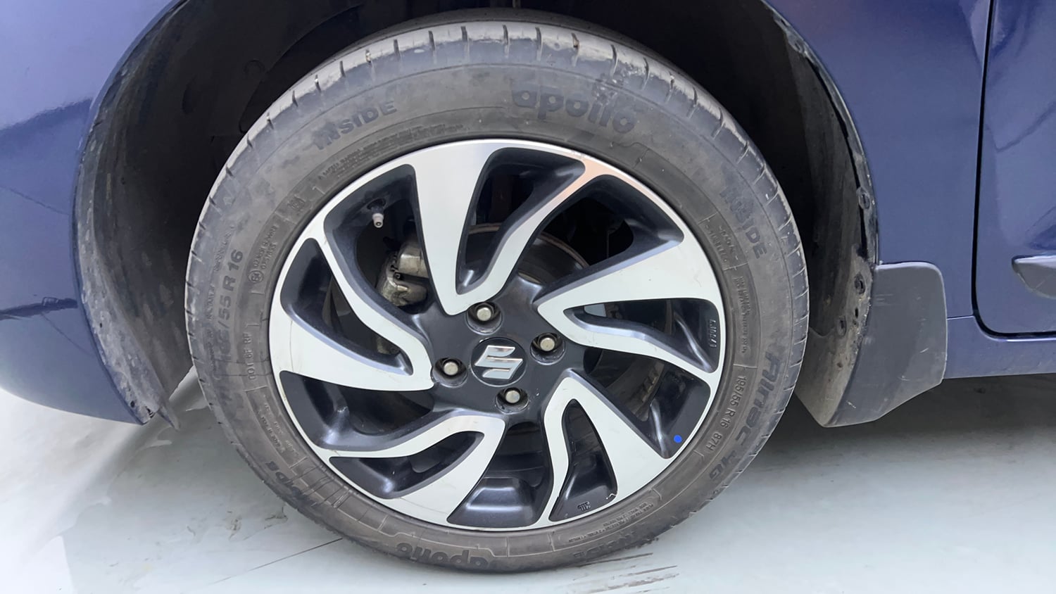Used 2021 Maruti Suzuki Baleno Zeta Petrol Manual tyres LEFT FRONT TYRE RIM VIEW