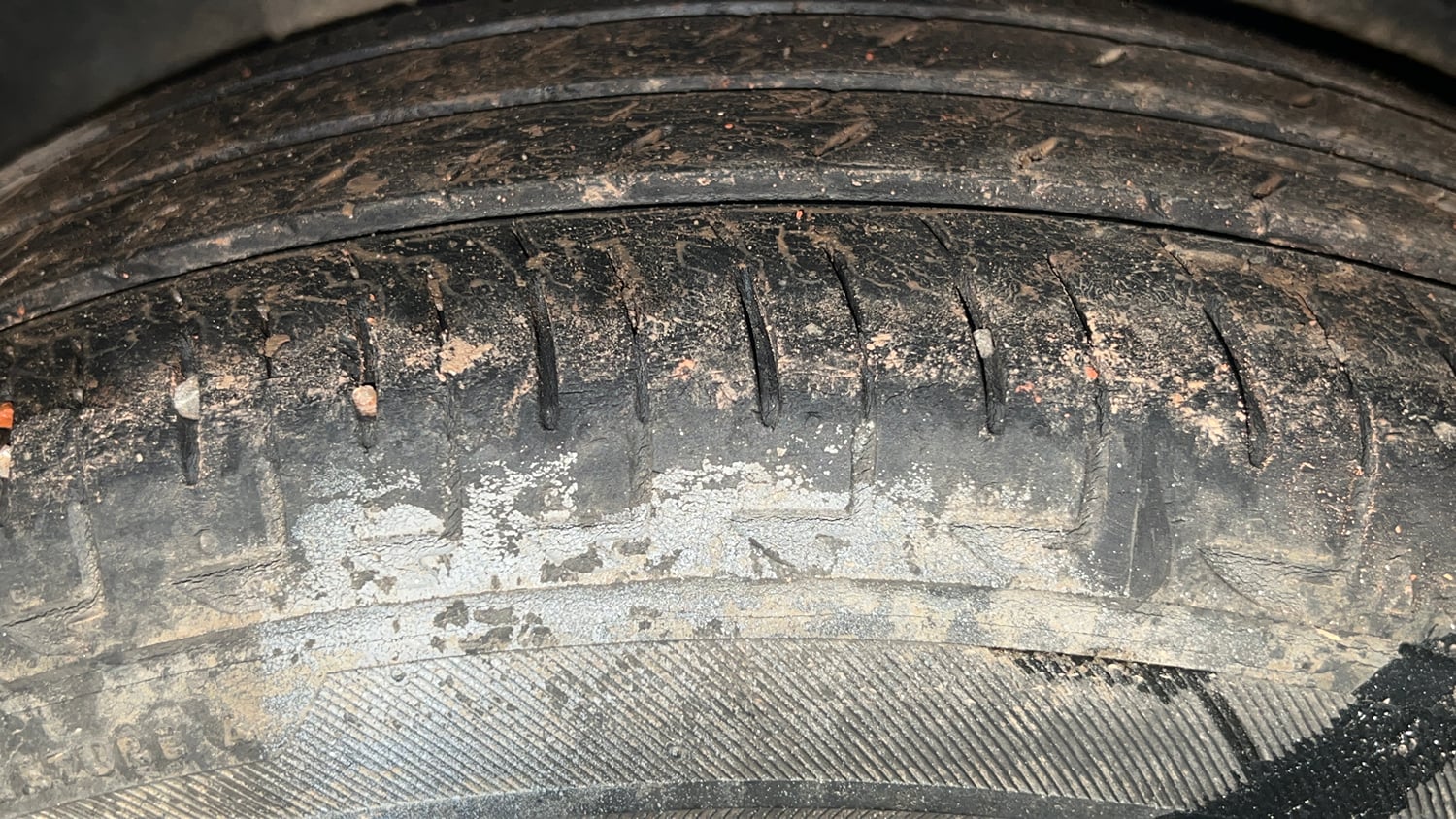 Used 2022 Maruti Suzuki Ignis Sigma 1.2 MT Petrol Manual tyres RIGHT REAR TYRE TREAD VIEW