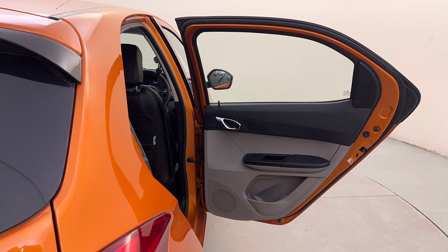 Used 2019 Tata Tiago Revotron XZ Plus Petrol Manual interior RIGHT REAR DOOR OPEN VIEW