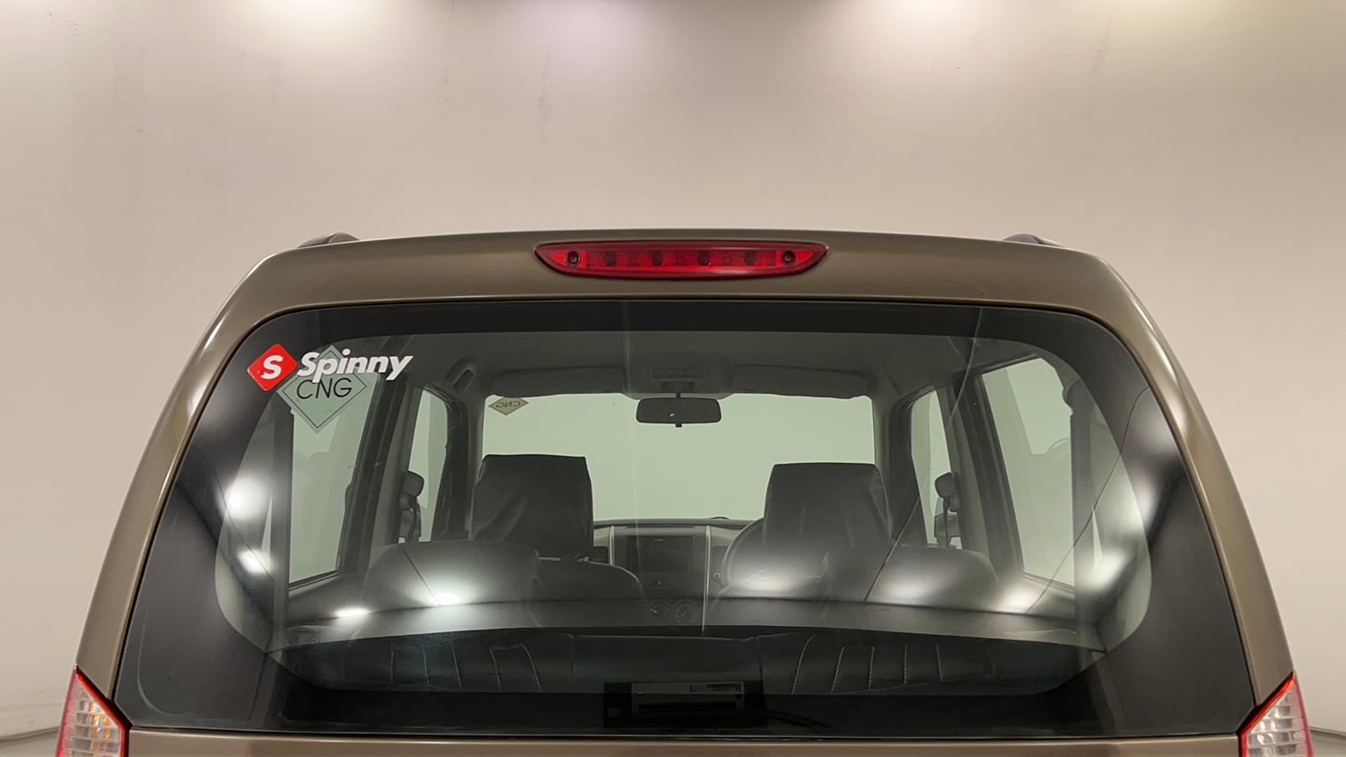 Used 2013 Maruti Suzuki Wagon R LXI CNG Cng Manual exterior BACK WINDSHIELD VIEW
