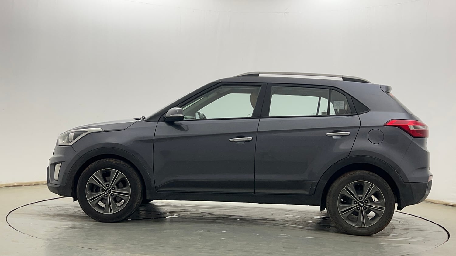Used 2017 Hyundai Creta SX Plus 1.6 AT Petrol Petrol Automatic exterior LEFT SIDE VIEW