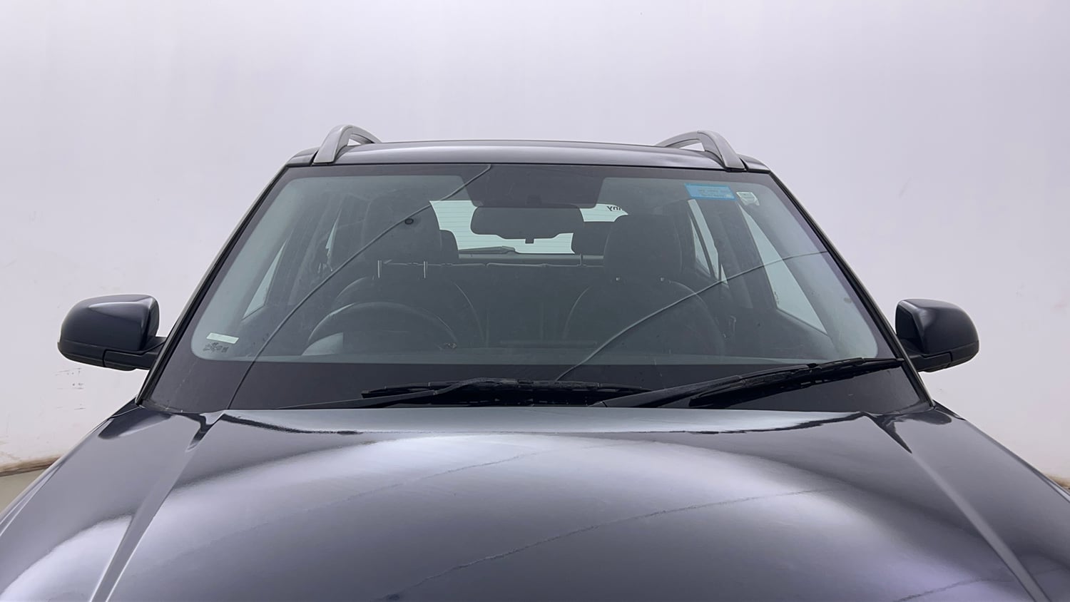 Used 2019 Hyundai Venue SX 1.4 (O) CRDi Diesel Manual exterior FRONT WINDSHIELD VIEW