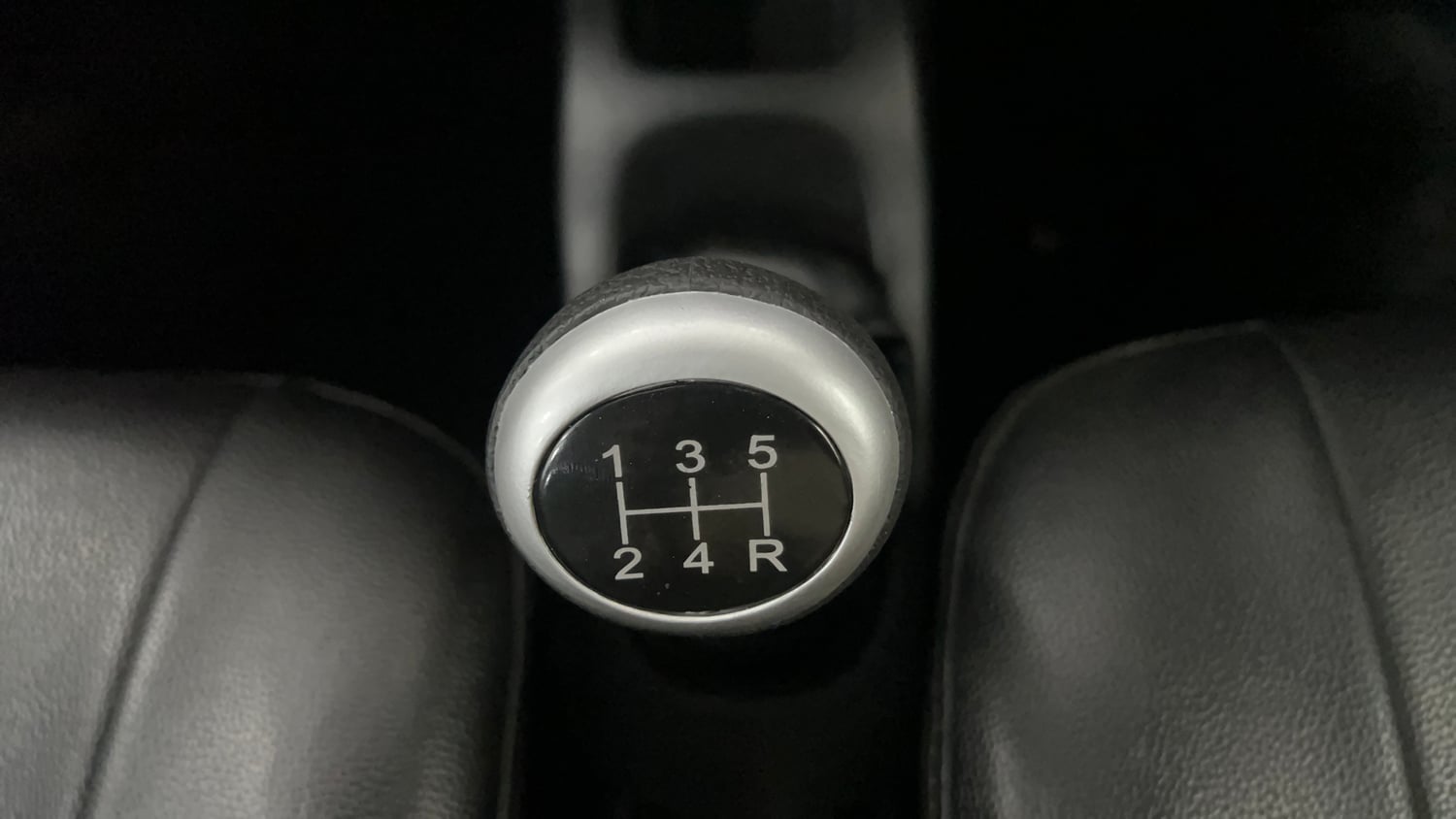 Used 2018 Maruti Suzuki Wagon R LXI CNG (O) Cng Manual interior GEAR  KNOB VIEW