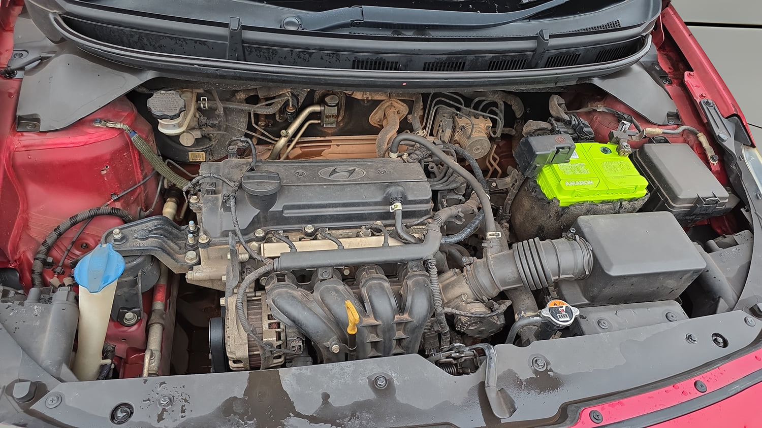 Used 2018 Hyundai Elite i20 Asta 1.2 Dual Tone Petrol Manual engine ENGINE RIGHT SIDE VIEW