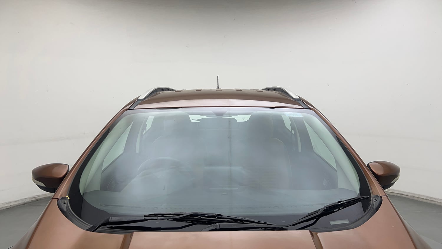 Used 2019 Ford EcoSport Titanium 1.5L Ti-VCT Petrol Manual exterior FRONT WINDSHIELD VIEW