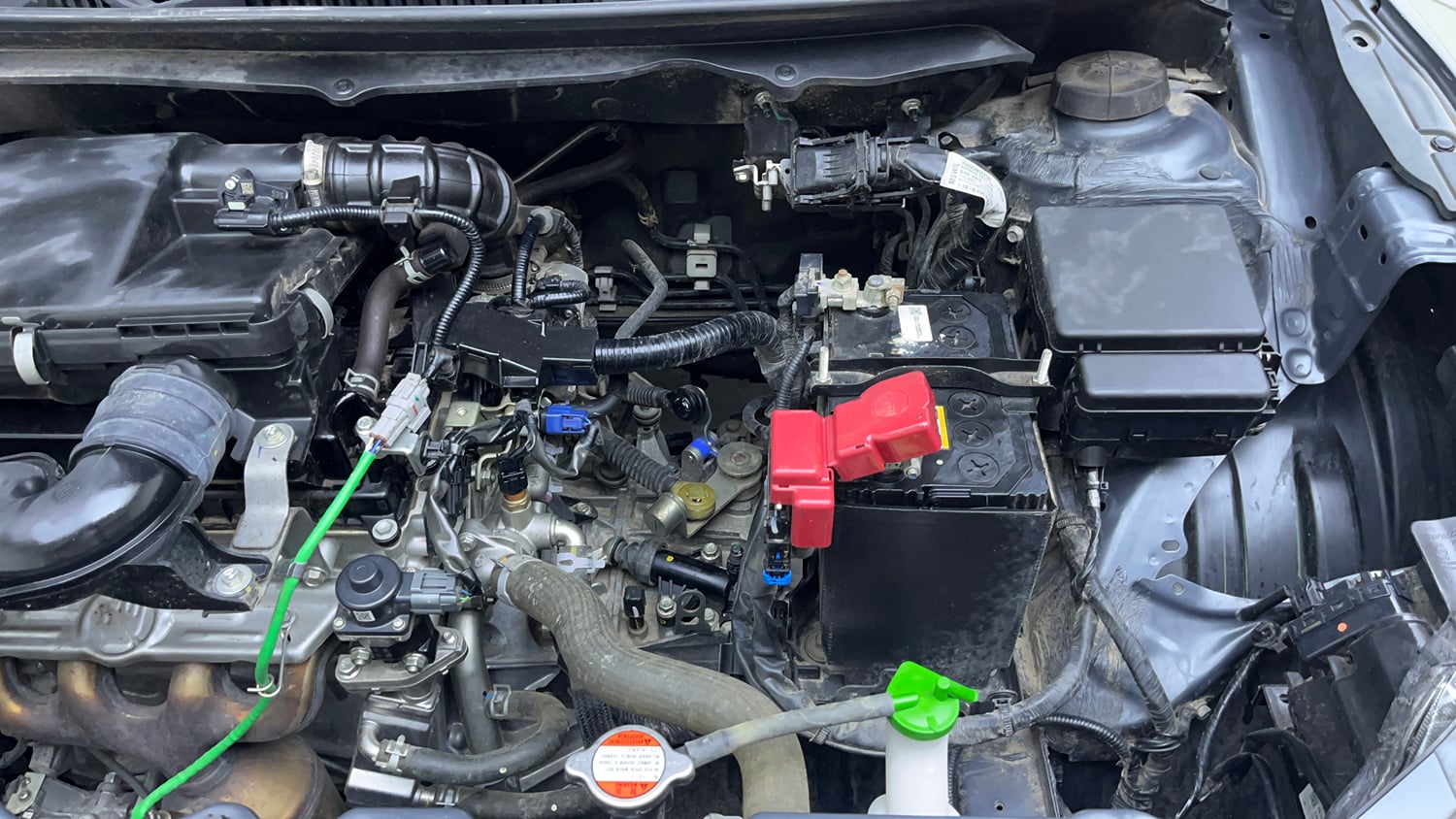 Used 2024 Maruti Suzuki Baleno Delta MT Petrol Manual engine ENGINE LEFT SIDE VIEW
