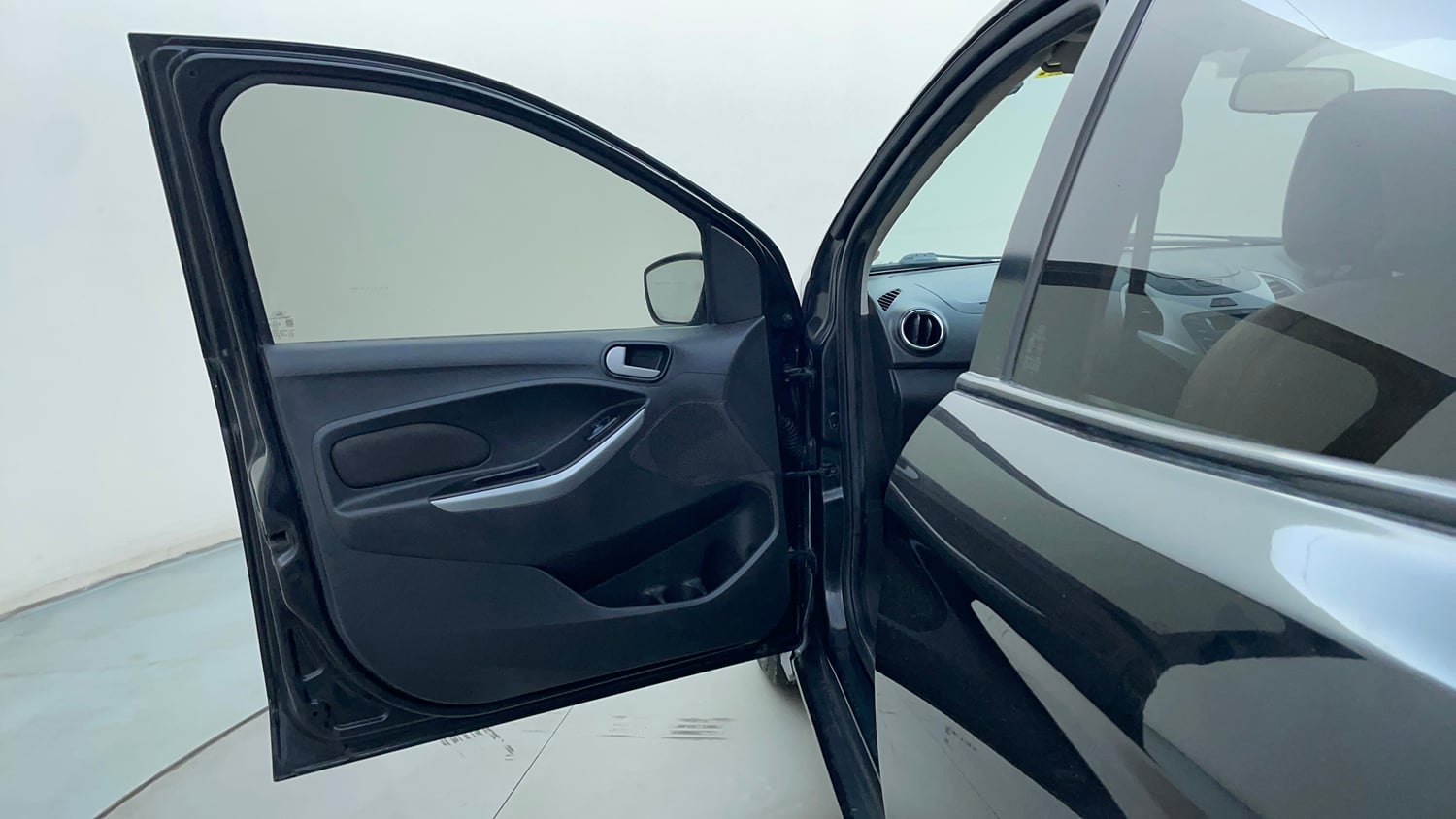 Used 2015 Ford Figo Titanium1.5 TDCi Diesel Manual interior LEFT FRONT DOOR OPEN VIEW