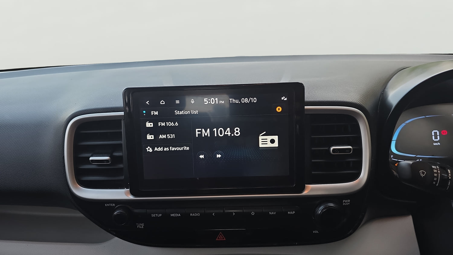 Used 2022 Hyundai Venue SX 1.2 Petrol Petrol Manual interior MUSIC SYSTEM & AC CONTROL VIEW