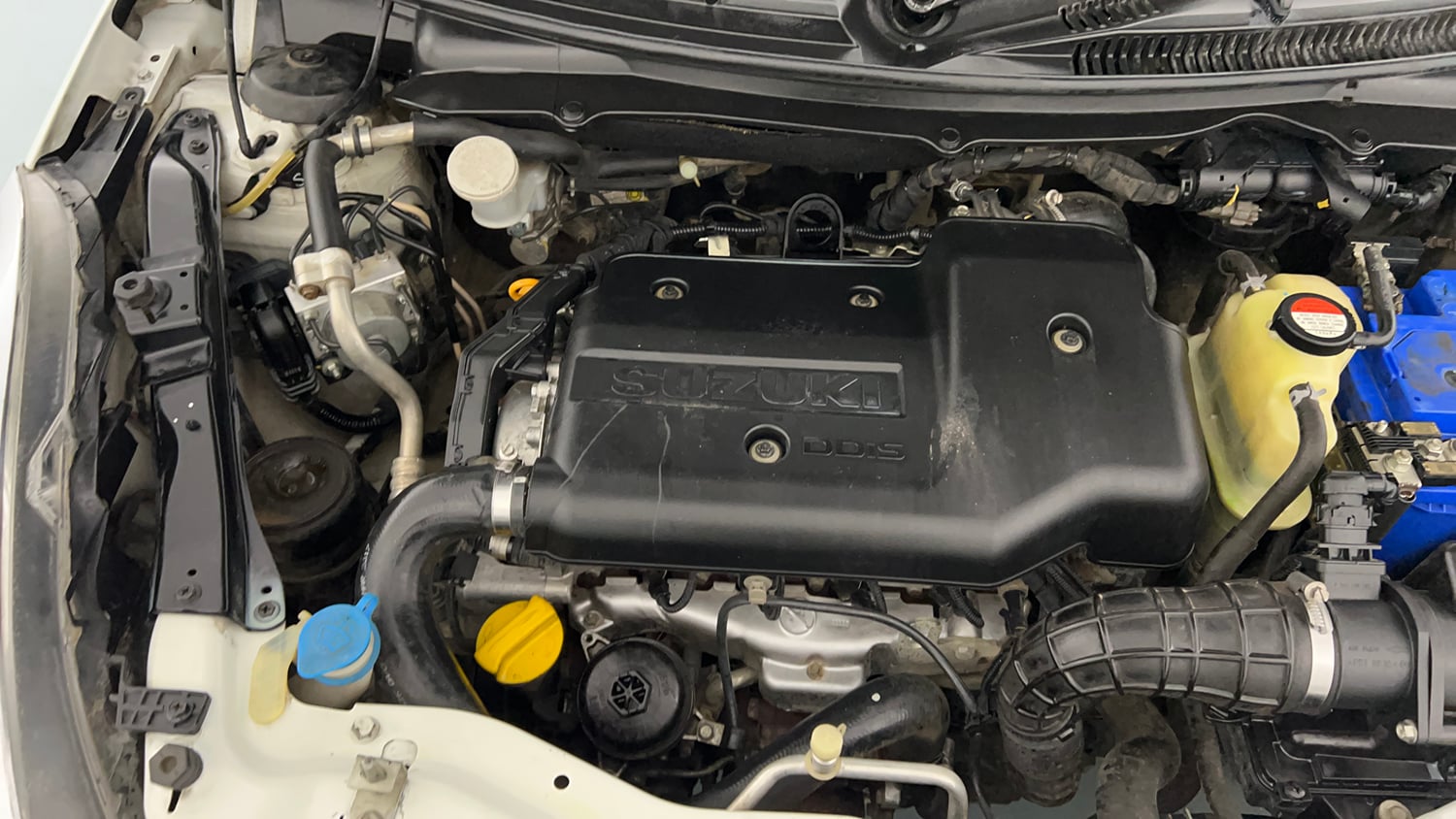 Used 2017 Maruti Suzuki Swift Dzire VDI Diesel Manual engine ENGINE RIGHT SIDE VIEW