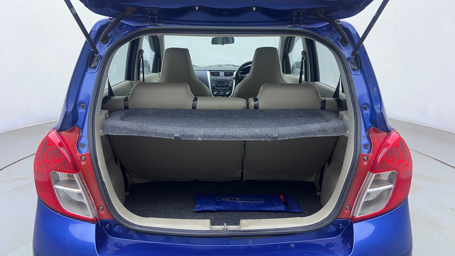 Used 2019 Maruti Suzuki Celerio ZXi Petrol Manual interior DICKY INSIDE VIEW