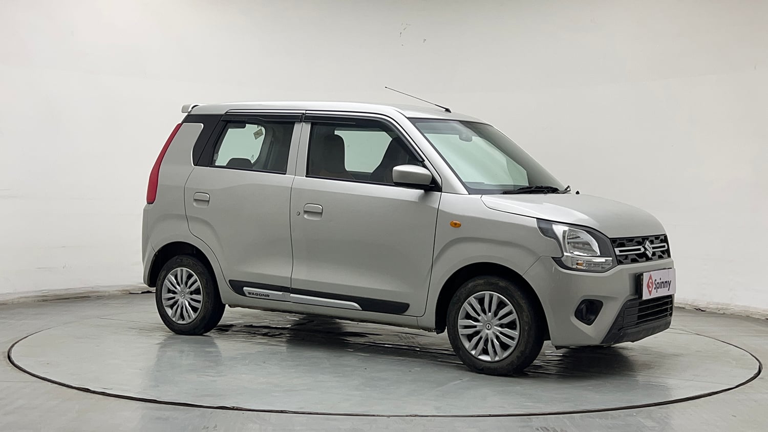 Used 2024 Maruti Suzuki Wagon R VXI 1.0 CNG Cng Manual exterior RIGHT FRONT CORNER VIEW