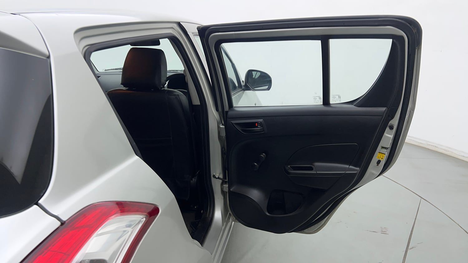 Used 2015 Maruti Suzuki Swift Lxi (O) Petrol Manual interior RIGHT REAR DOOR OPEN VIEW