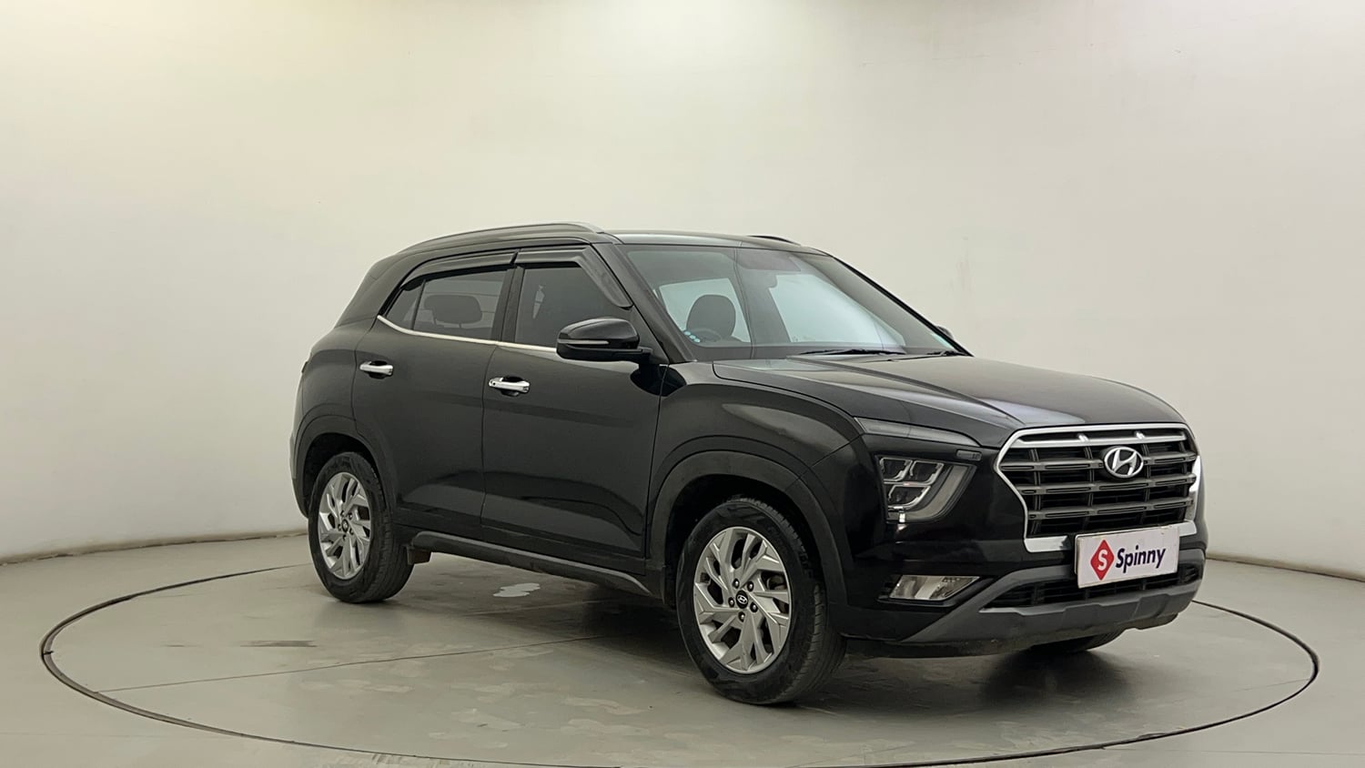 Used 2023 Hyundai Creta SX 1.5 Petrol Petrol Manual exterior RIGHT FRONT CORNER VIEW