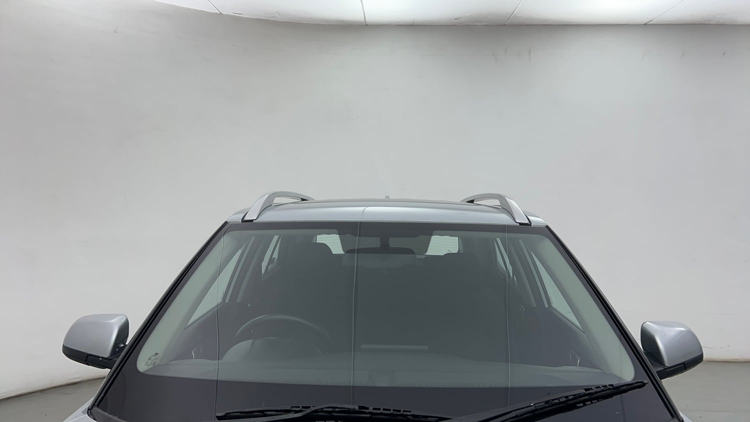 Used 2019 Hyundai Venue SX Plus 1.0 Turbo DCT Petrol Automatic exterior FRONT WINDSHIELD VIEW