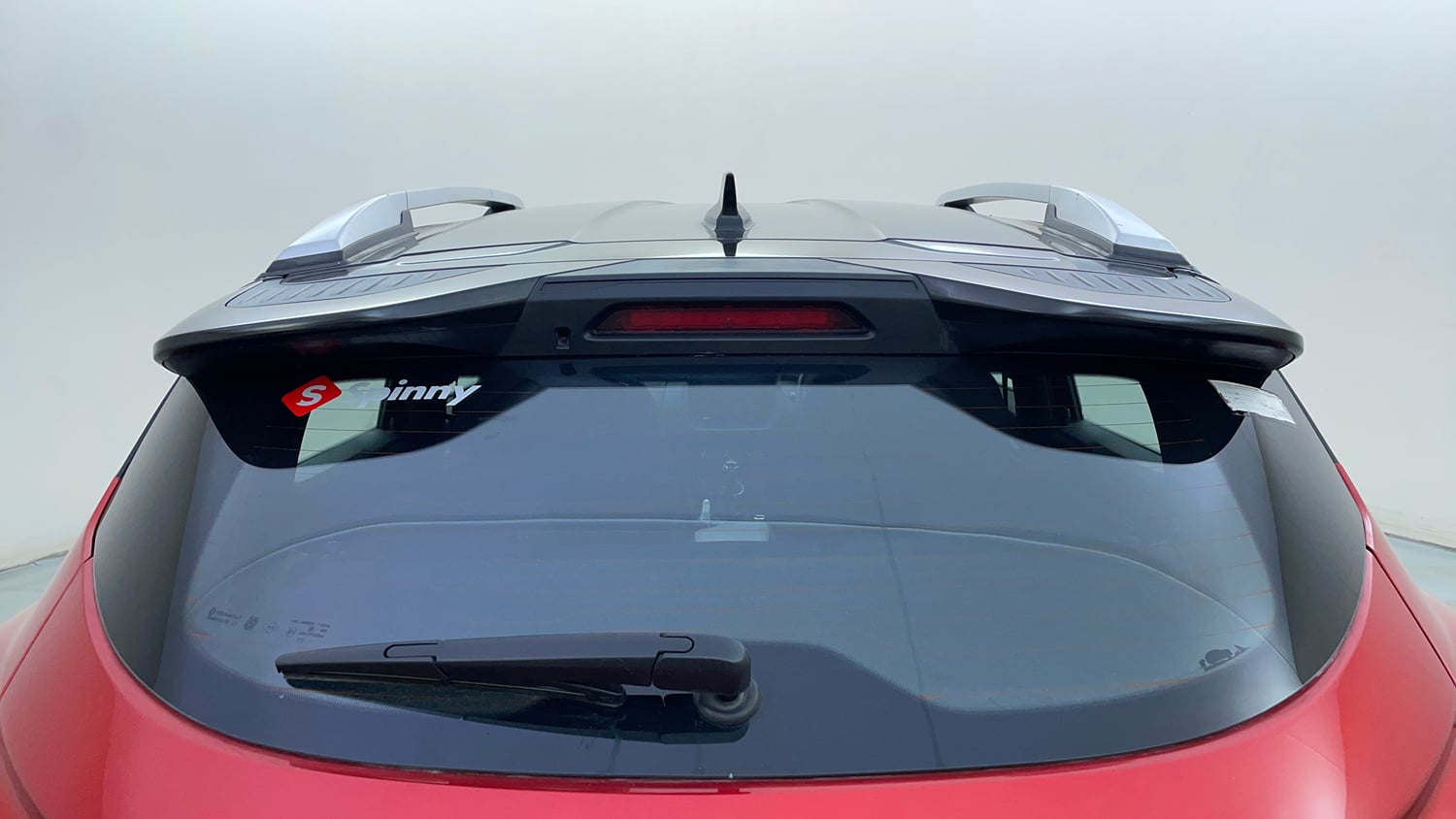 Used 2022 Renault Kiger RXZ 1.0 Turbo MT Dual Tone Petrol Manual exterior BACK WINDSHIELD VIEW