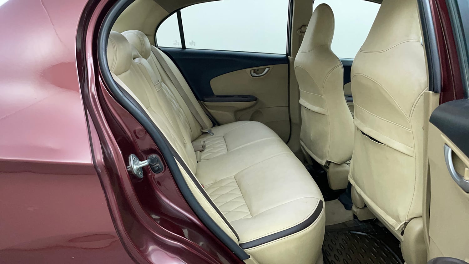 Used 2013 Honda Amaze 1.2 VX i-VTEC Petrol Manual interior RIGHT SIDE REAR DOOR CABIN VIEW
