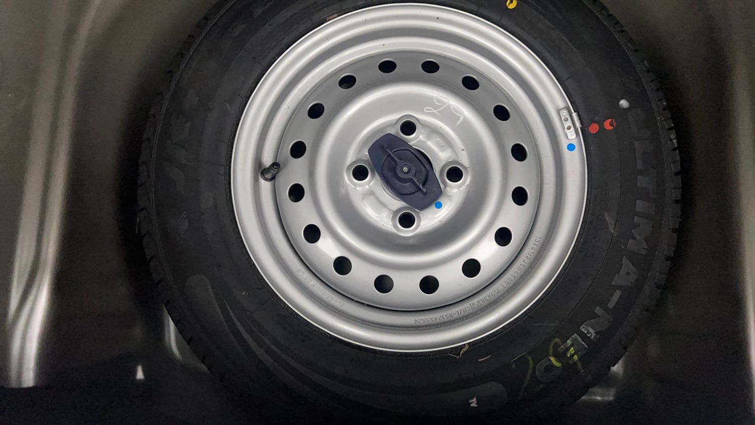 Used 2025 Maruti Suzuki Wagon R LXI 1.0 Petrol Manual tyres SPARE TYRE VIEW