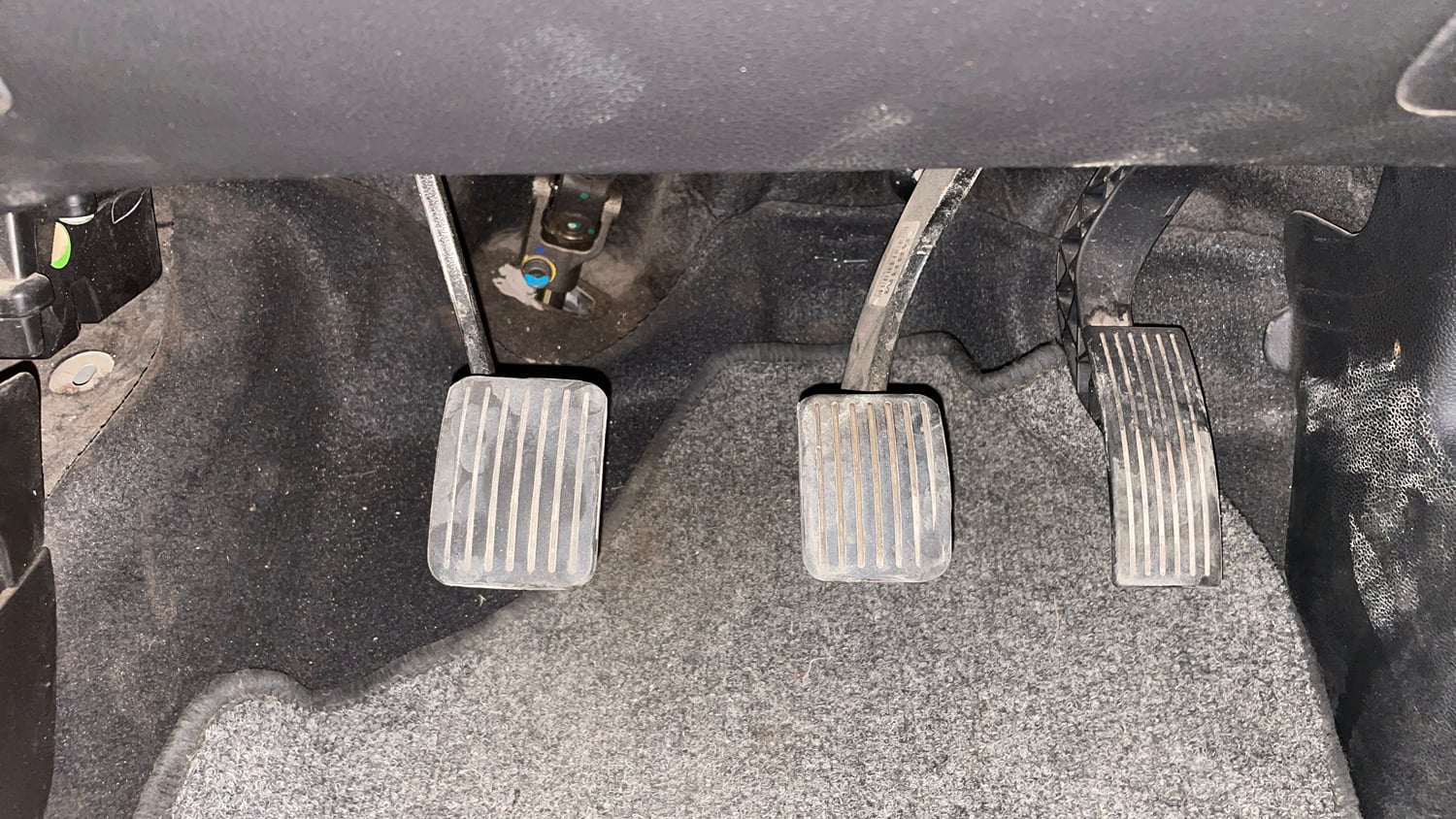 Used 2013 Hyundai Grand i10 Sportz 1.2 Kappa VTVT Petrol Manual interior PEDALS VIEW