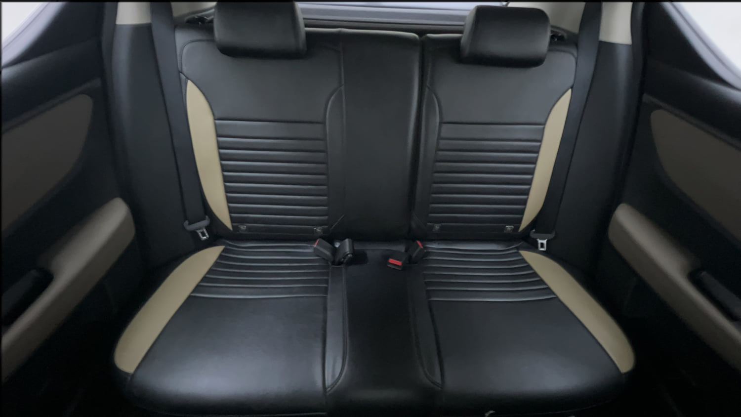 Used 2023 Honda Elevate VX MT Petrol Manual interior REAR SEAT CONDITION VIEW