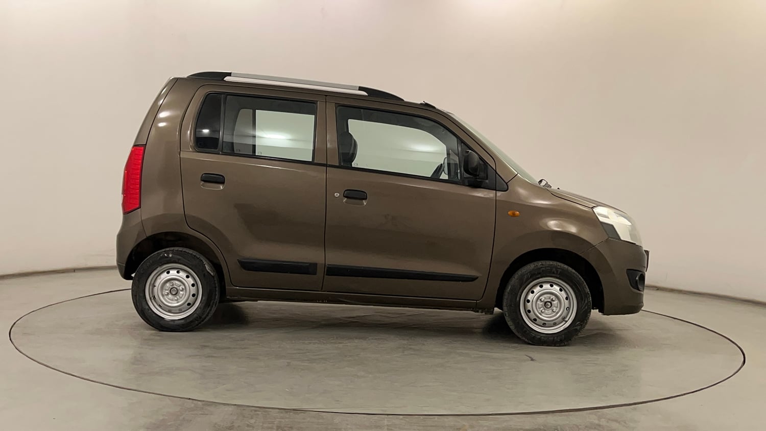 Used 2013 Maruti Suzuki Wagon R LXI CNG Cng Manual exterior RIGHT SIDE VIEW