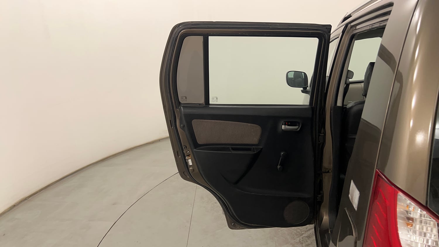 Used 2013 Maruti Suzuki Wagon R LXI CNG Cng Manual interior LEFT REAR DOOR OPEN VIEW