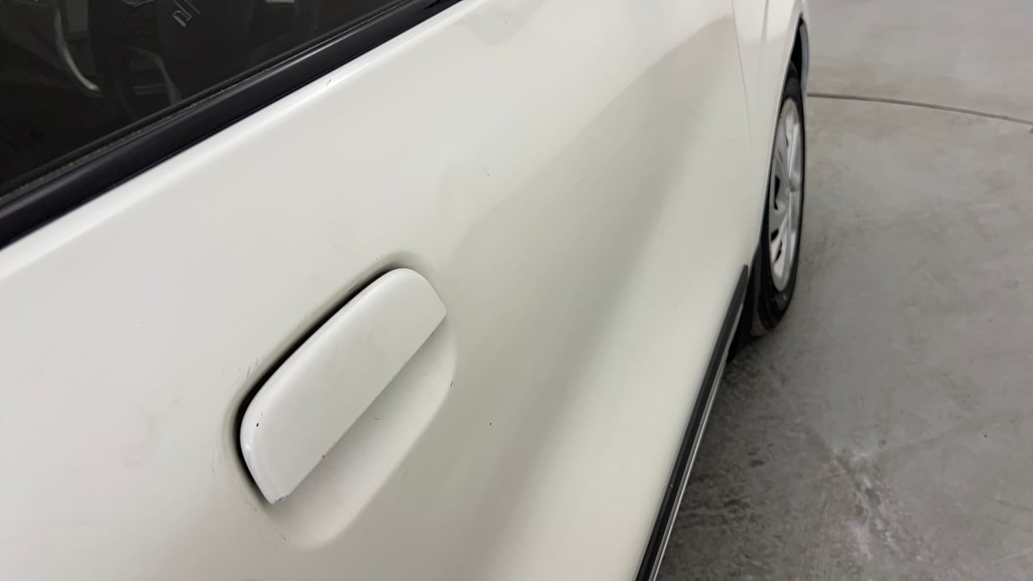 Used 2022 Maruti Suzuki Celerio ZXi AMT Petrol Automatic dents MINOR SCRATCH