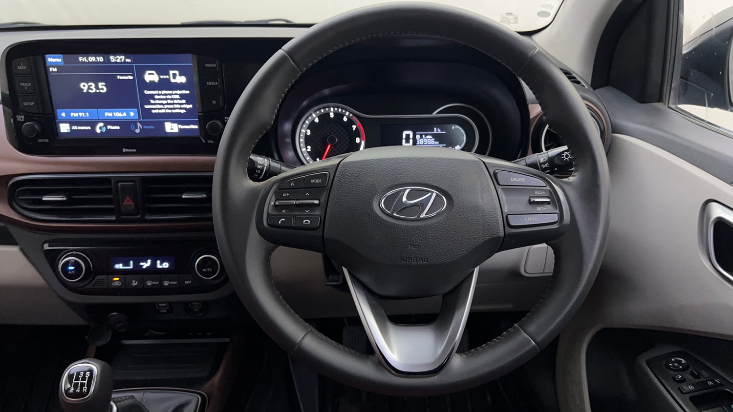 Used 2020 Hyundai Aura SX 1.2 (O) Petrol Petrol Manual interior STEERING VIEW