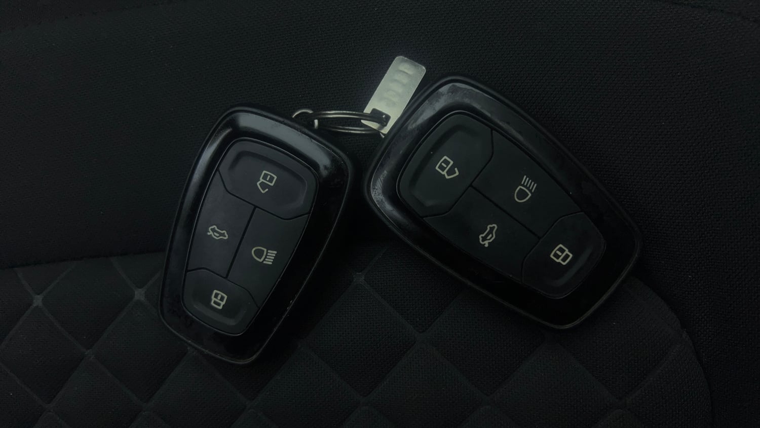 Used 2021 Tata Harrier XT Plus Dark Edition Diesel Manual extra CAR KEY VIEW