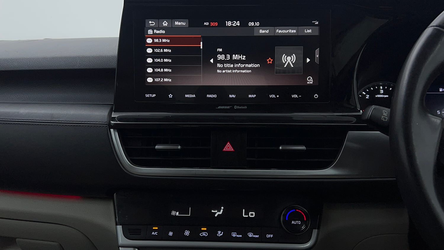 Used 2020 Kia Seltos HTX Plus 1.5 Diesel Diesel Manual interior MUSIC SYSTEM & AC CONTROL VIEW