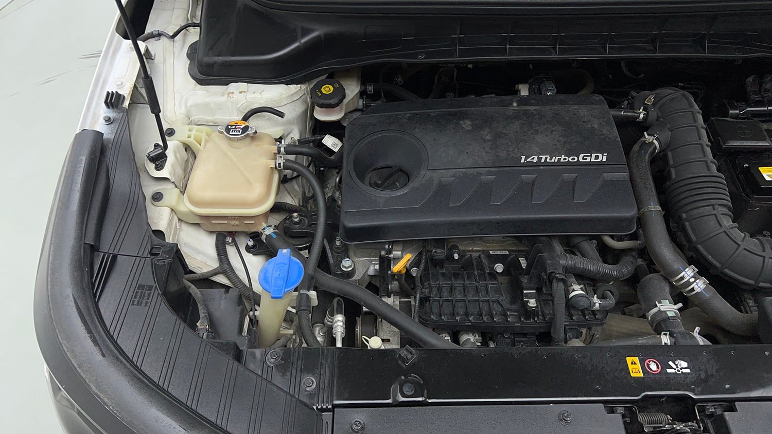 Used 2022 Kia Carens Luxury Plus 1.4 Petrol 7 STR Petrol Manual engine ENGINE RIGHT SIDE VIEW