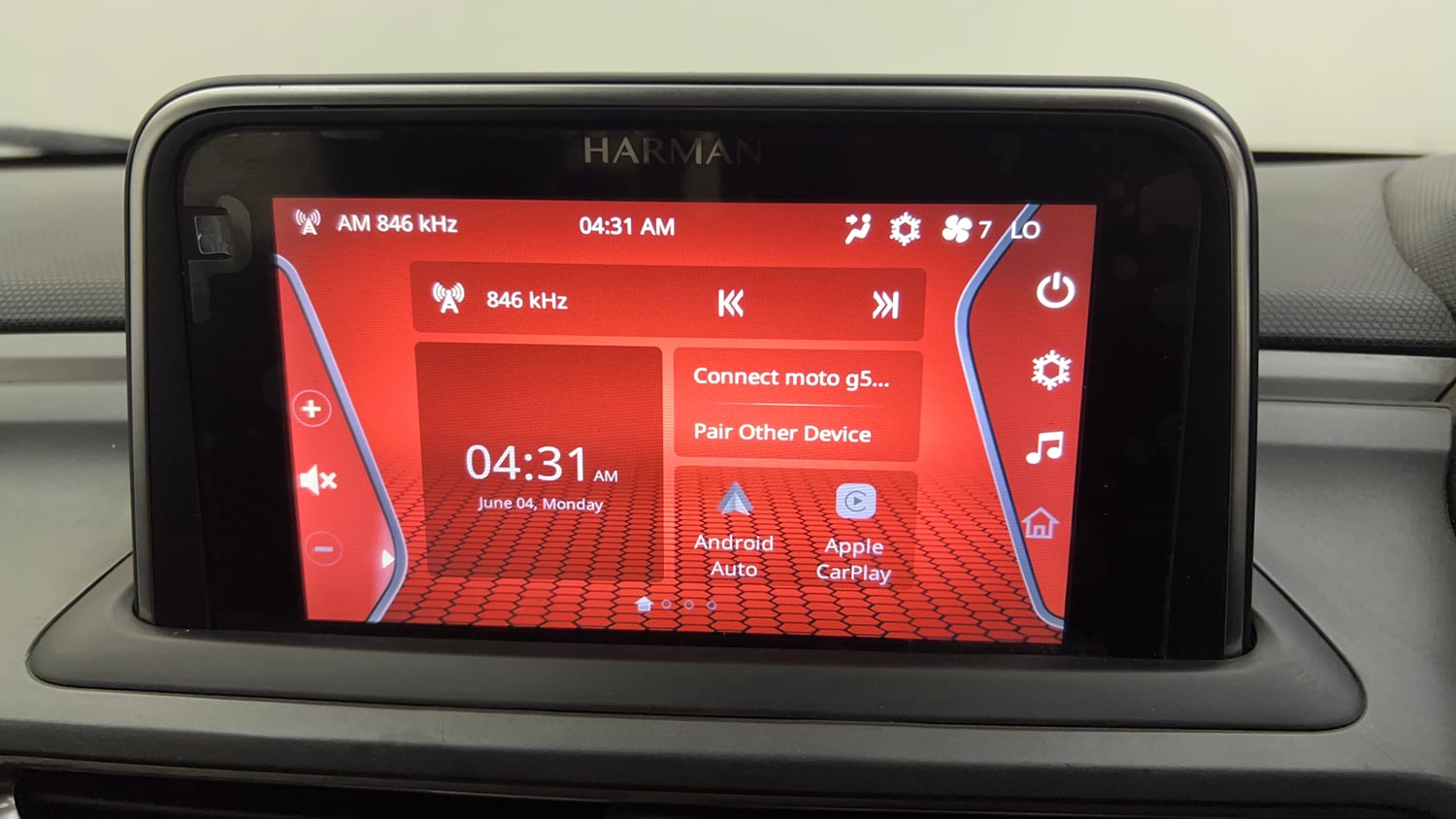 Used 2020 Tata Altroz XZ Petrol Petrol Manual top_features Integrated (in-dash) music system