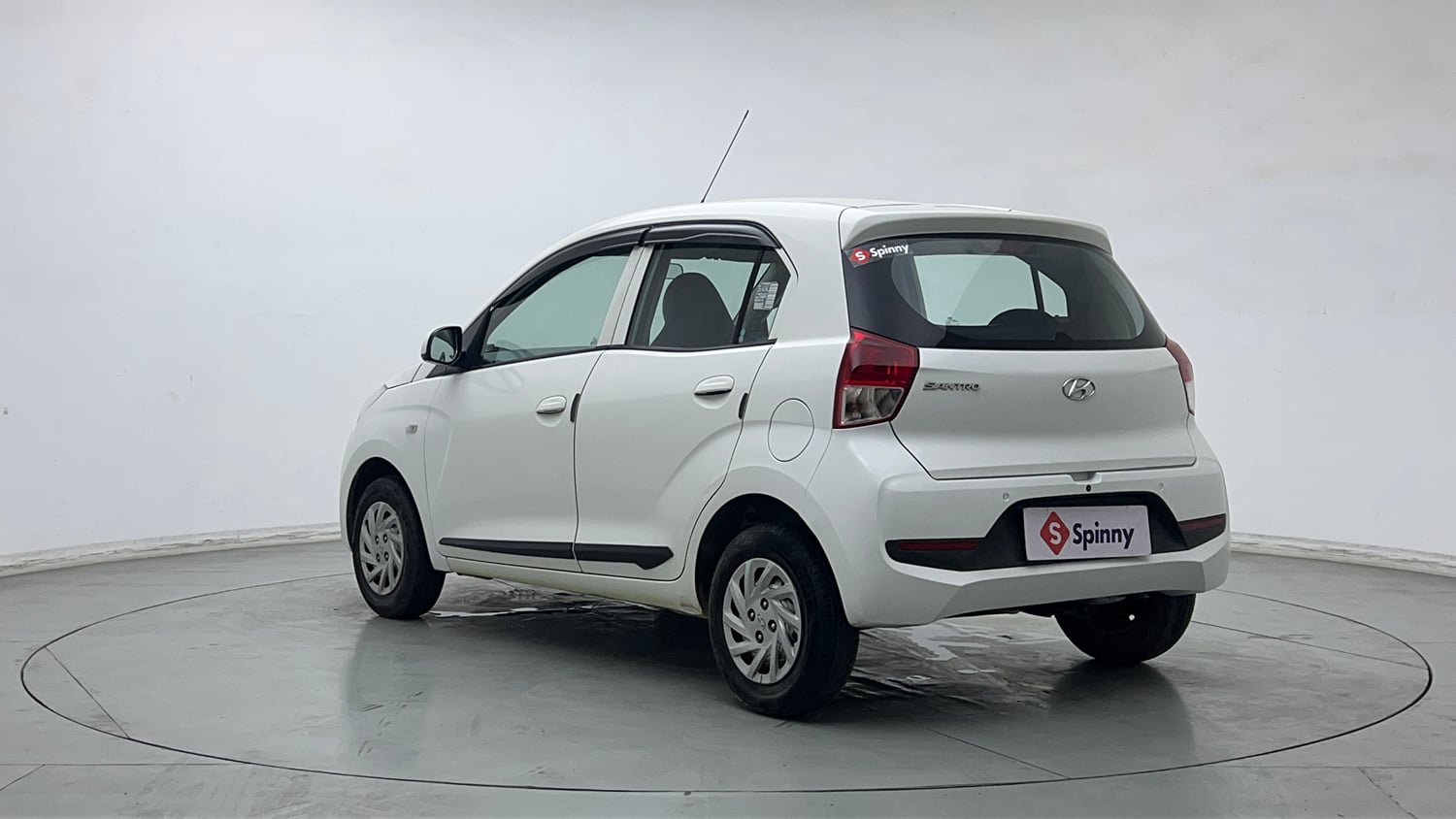 Used 2020 Hyundai Santro Magna Petrol Manual exterior LEFT REAR CORNER VIEW