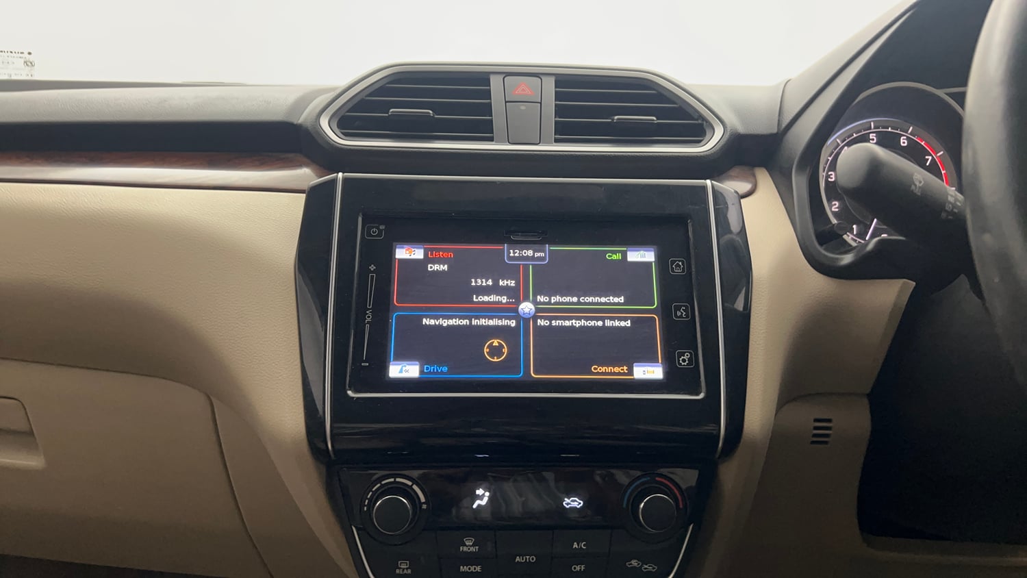 Used 2018 Maruti Suzuki Dzire ZXi Plus AMT Petrol Automatic interior MUSIC SYSTEM & AC CONTROL VIEW