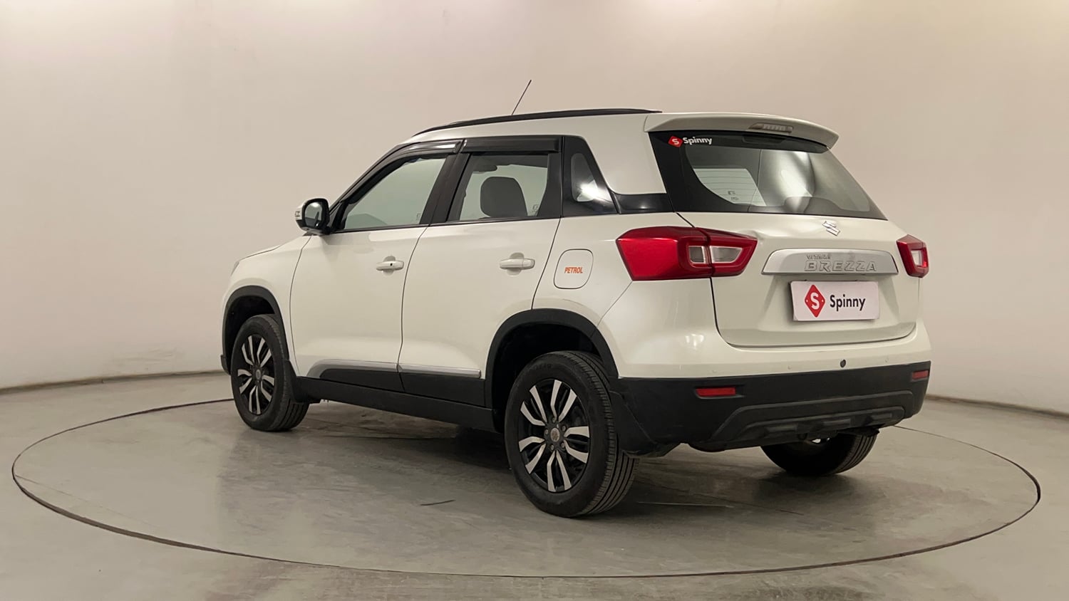 Used 2020 maruti-suzuki Vitara Brezza VXi Petrol Manual exterior LEFT REAR CORNER VIEW