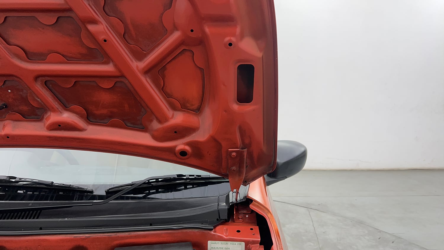 Used 2018 Maruti Suzuki Alto K10 VXi Petrol Manual engine ENGINE LEFT SIDE HINGE & APRON VIEW