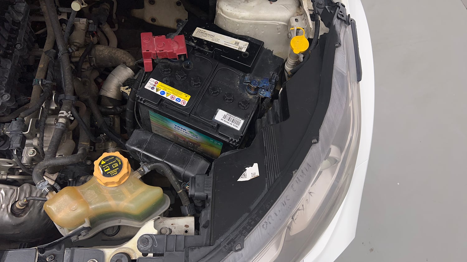 Used 2022 Tata Nexon XZ Plus (O) Petrol Manual engine ENGINE LEFT SIDE VIEW