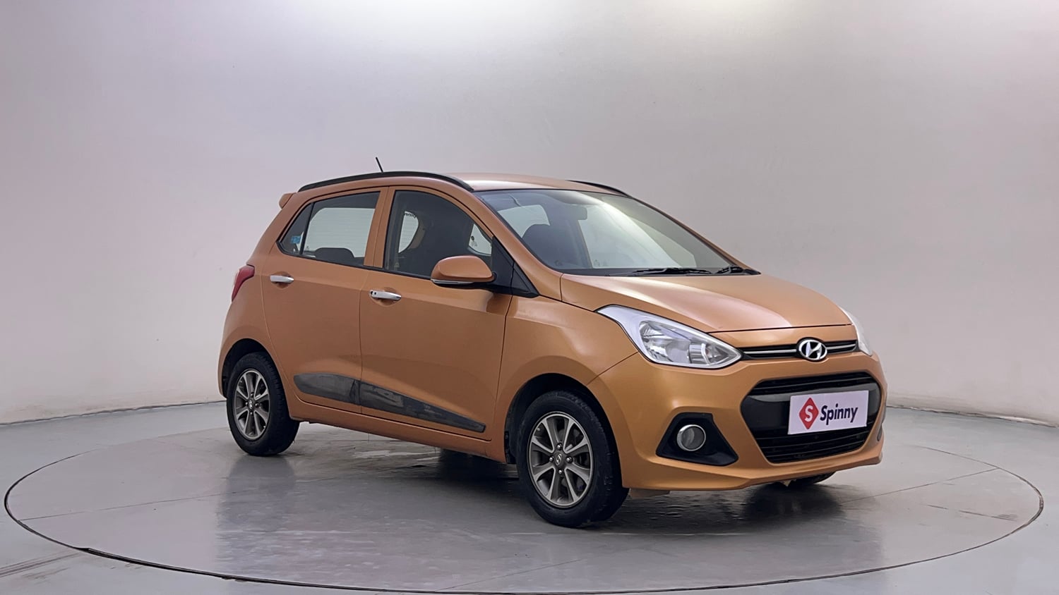 Used 2013 Hyundai Grand i10 Asta 1.2 Kappa VTVT Petrol Manual exterior RIGHT FRONT CORNER VIEW
