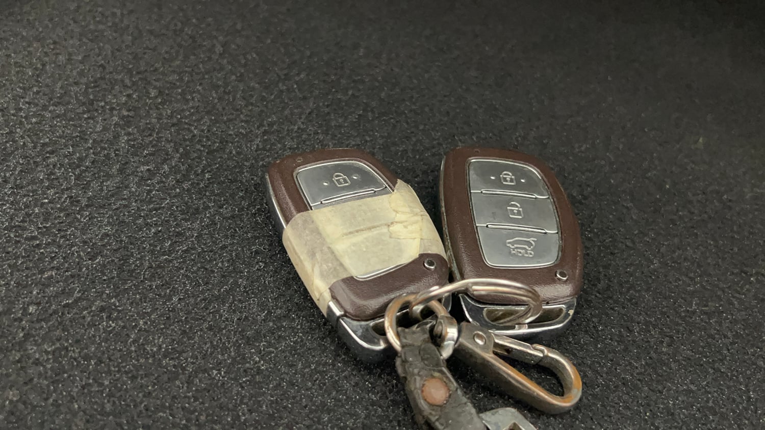 Used 2017 Hyundai Creta SX Plus 1.6 AT Petrol Petrol Automatic extra CAR KEY VIEW