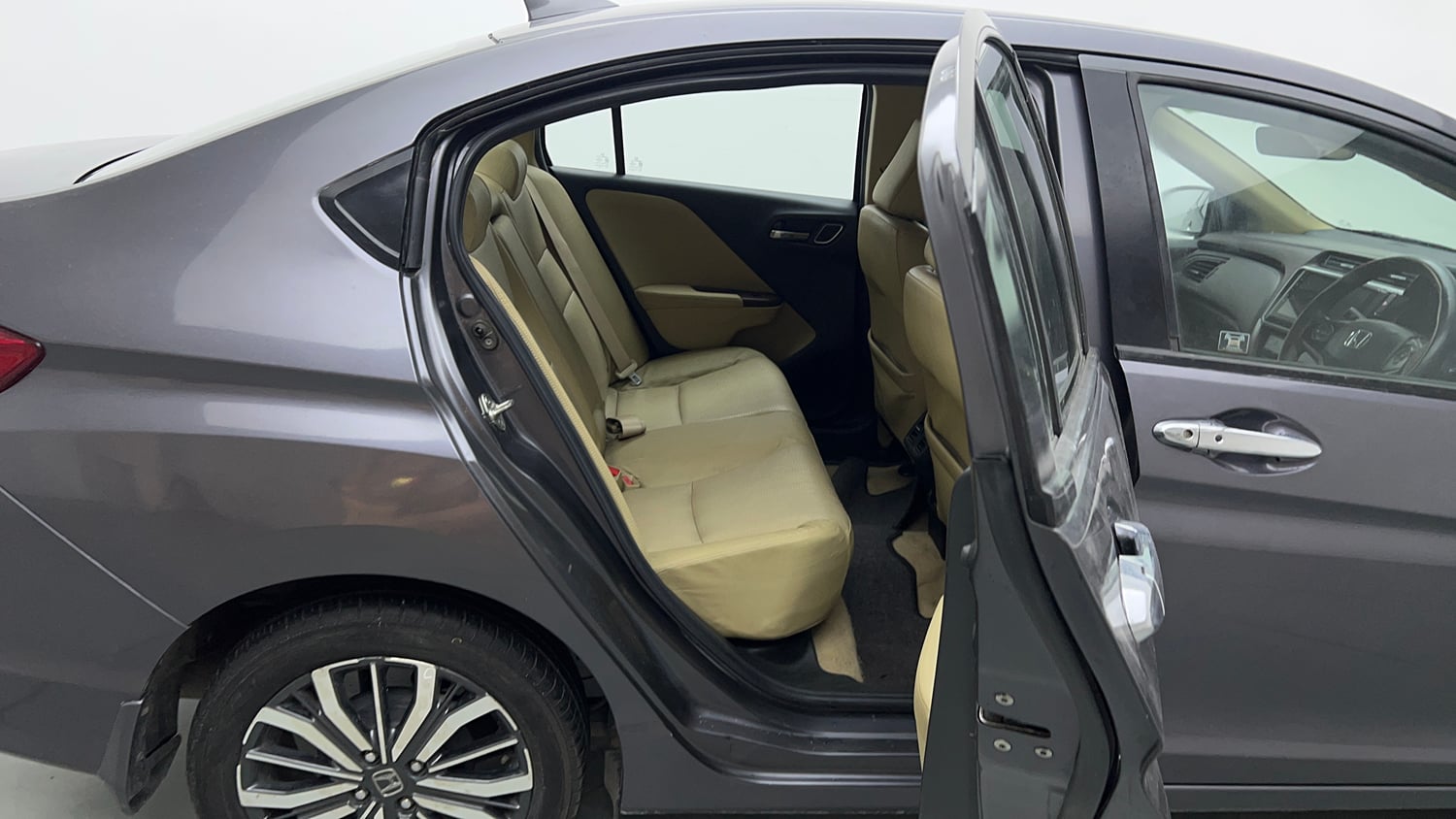 Used 2018 Honda City VX Petrol Petrol Manual interior RIGHT SIDE REAR DOOR CABIN VIEW