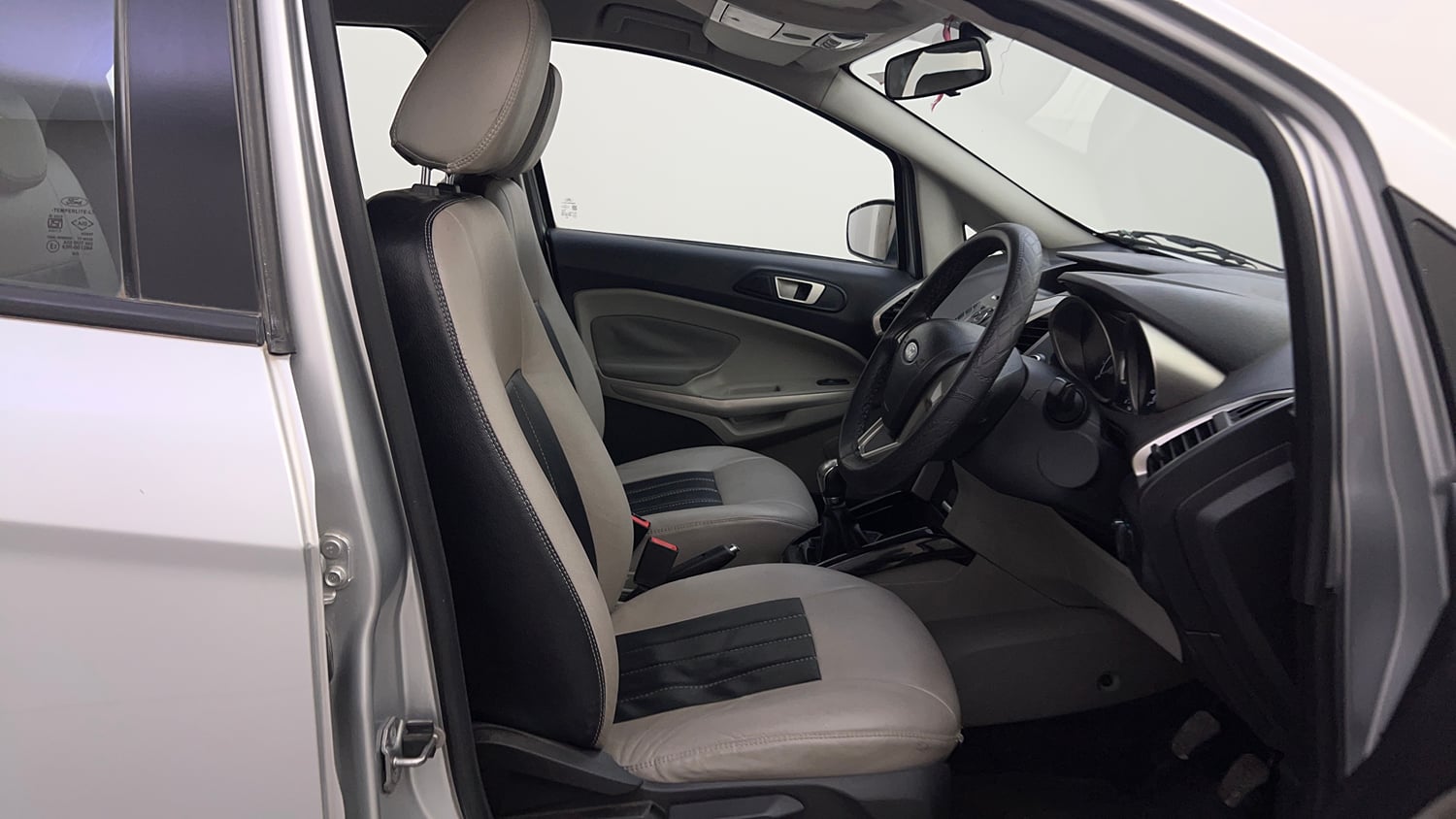 Used 2016 Ford EcoSport Titanium 1.5L Ti-VCT Petrol Manual interior RIGHT SIDE FRONT DOOR CABIN VIEW