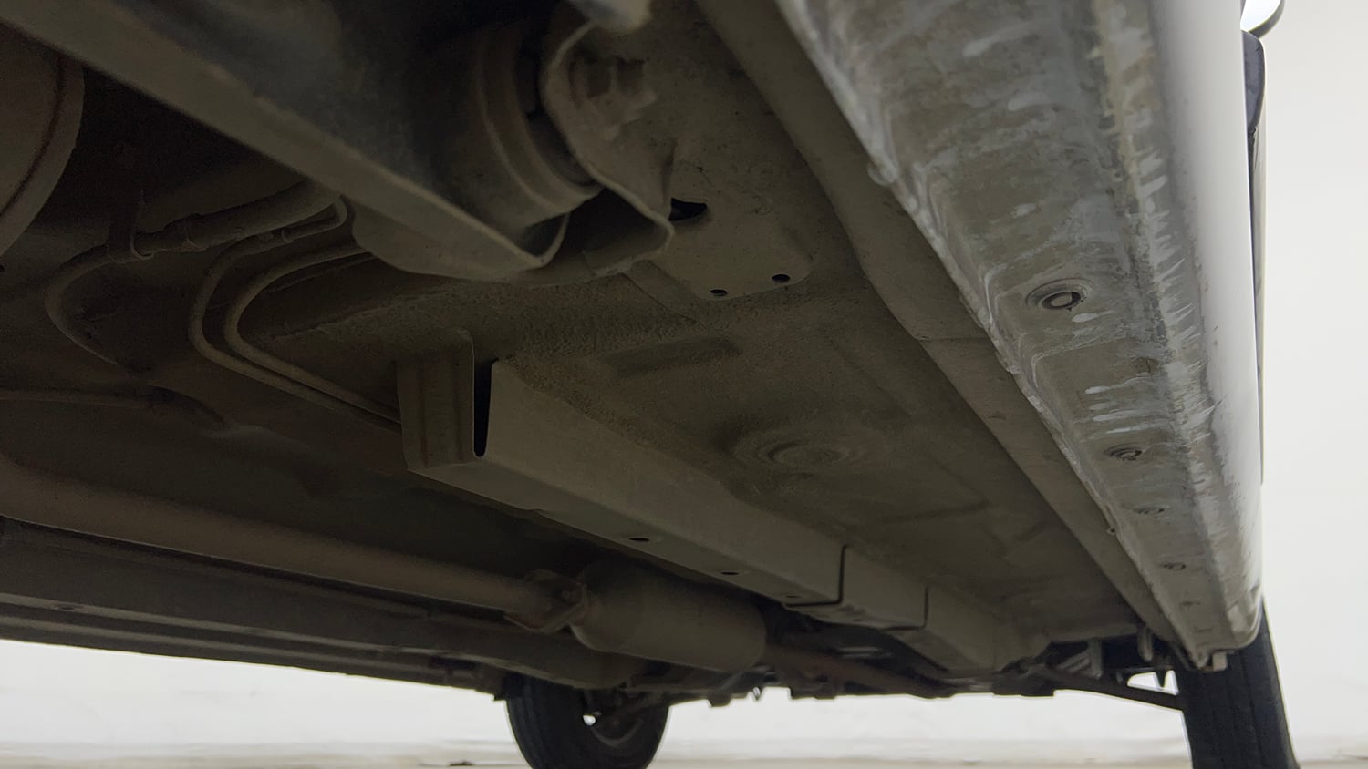 Used 2019 Maruti Suzuki Wagon R LXI CNG Cng Manual extra REAR RIGHT UNDERBODY VIEW