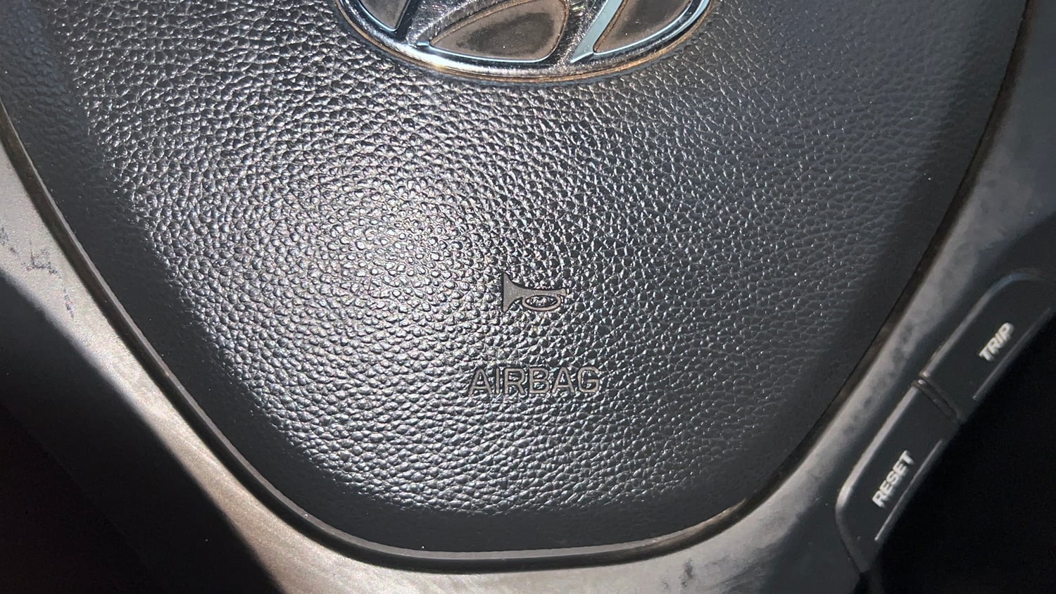 Used 2017 Hyundai Grand i10 Magna 1.2 Kappa VTVT Petrol Manual top_features Airbags