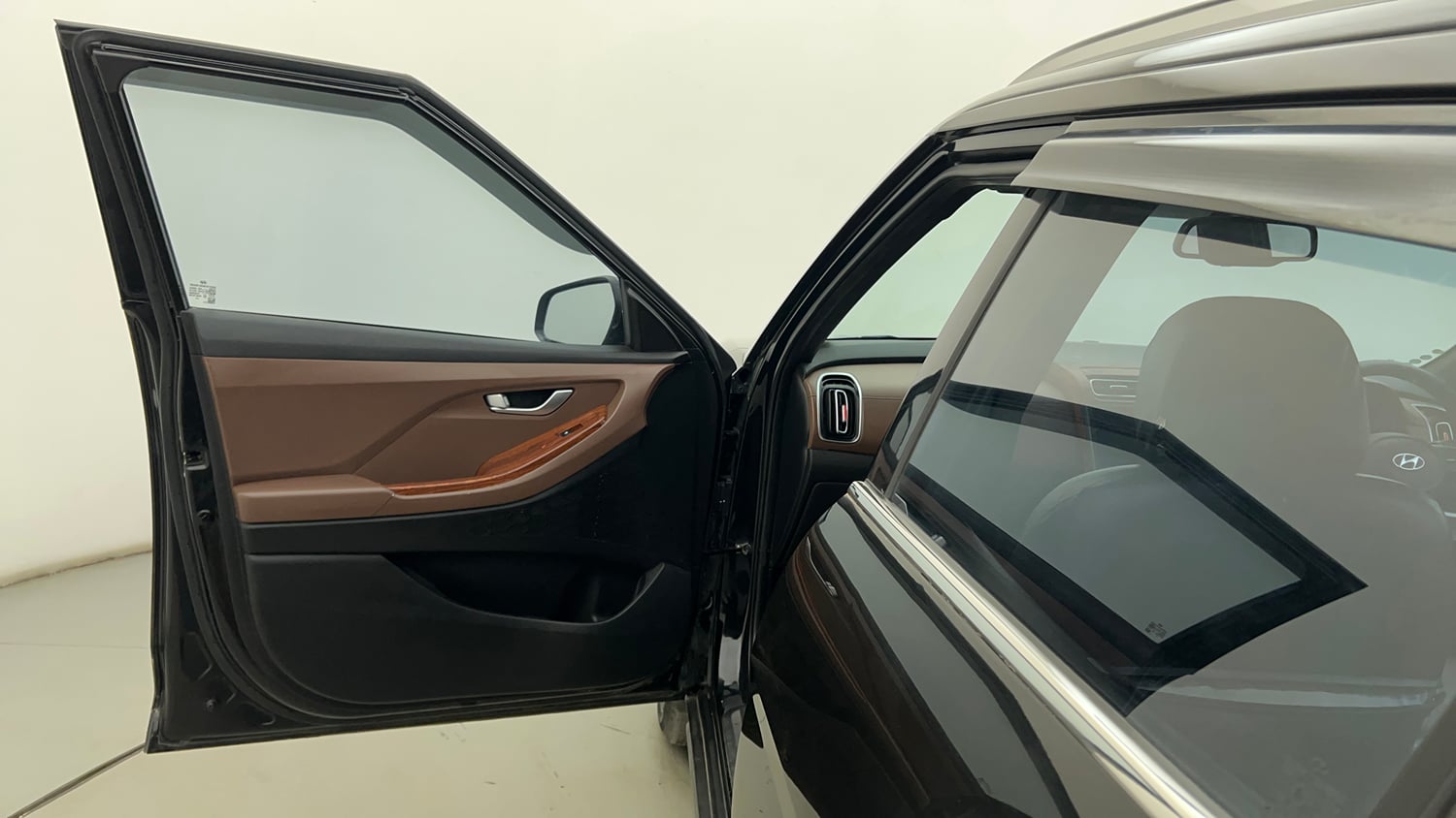 Used 2023 Hyundai Creta SX 1.5 Petrol Petrol Manual interior LEFT FRONT DOOR OPEN VIEW