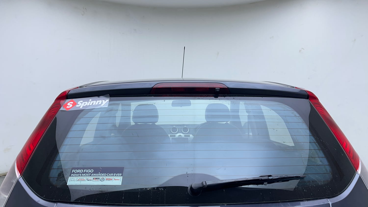 Used 2014 Ford Figo Duratorq Diesel Titanium 1.4 Diesel Manual exterior BACK WINDSHIELD VIEW